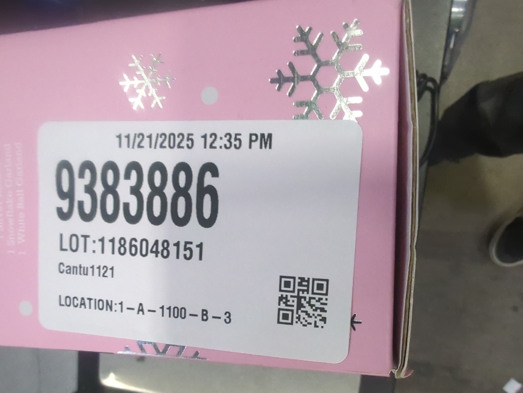 Modern Build Your Own Christmas Wreath Kit