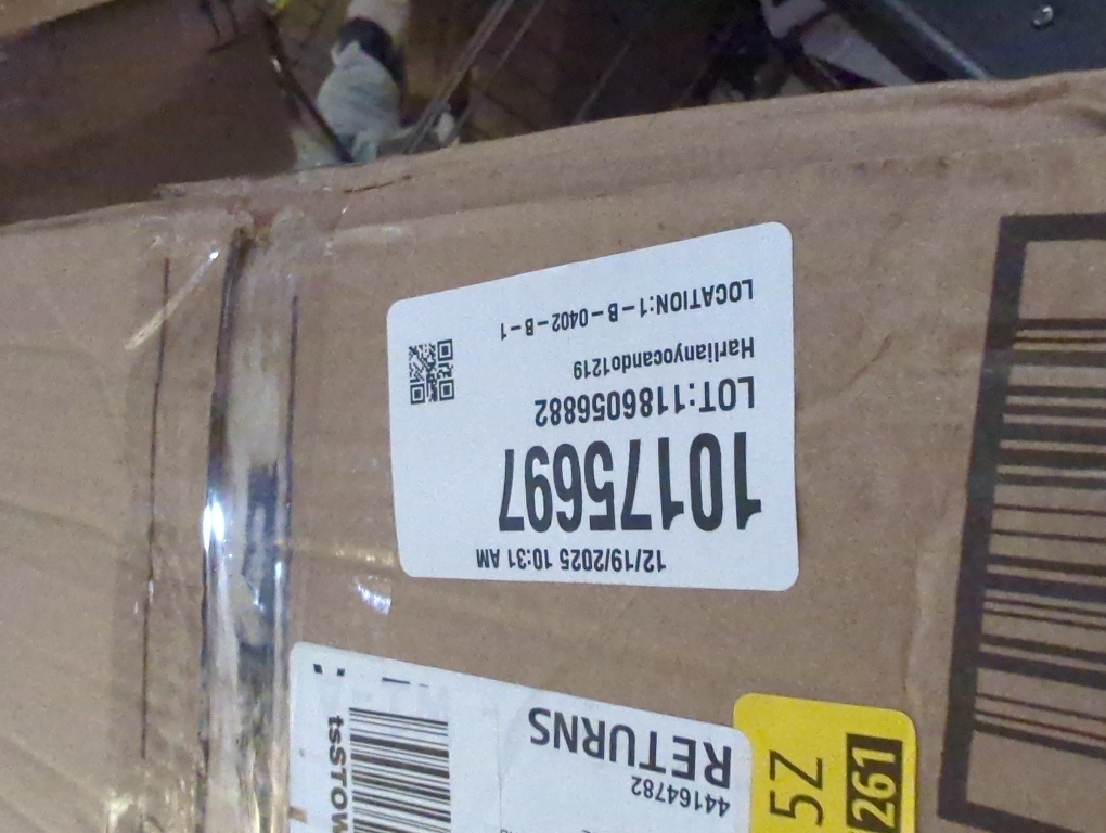 Bedsure Queen Comforter Set - 4 Pieces Pinch Pleat Bed Set, Light Blue Boho Bedding for All Season, 1 Soft Comforter, 2 Pillowcases, 1 Decorative Pillow