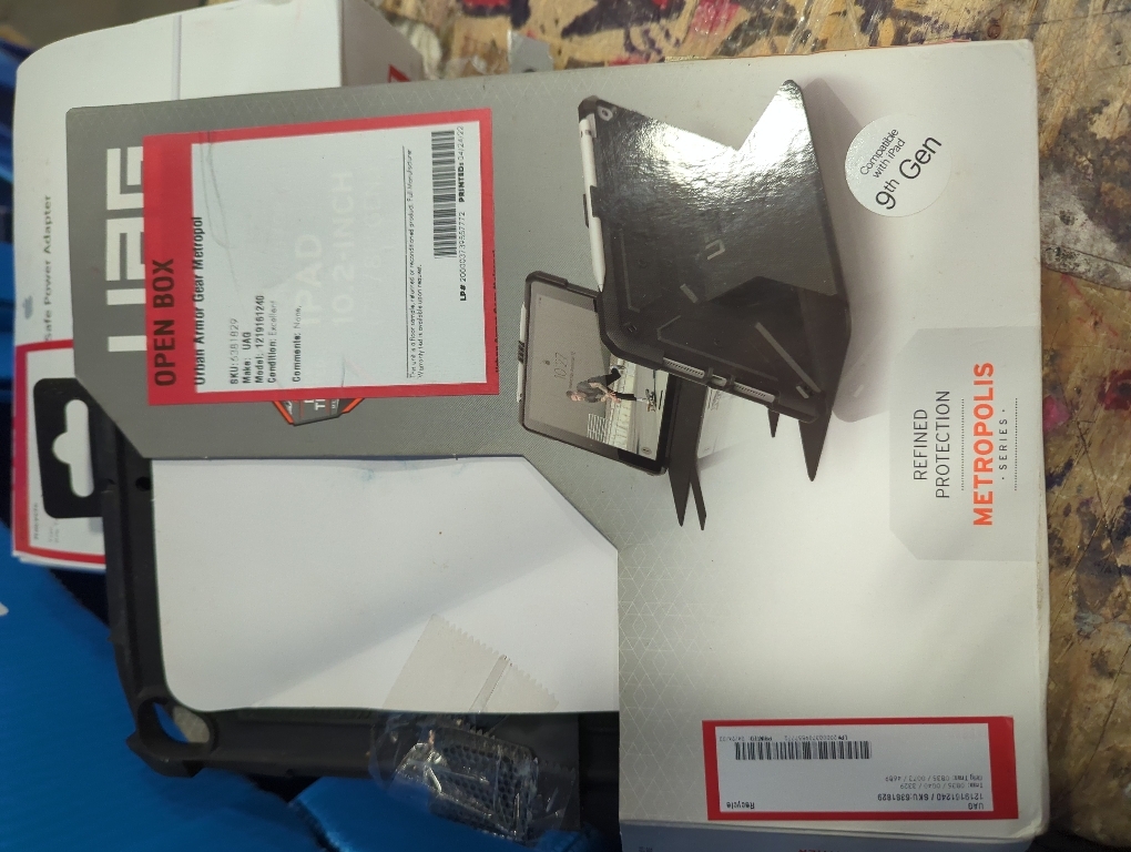 URBAN ARMOR GEAR UAG Designed for iPad 11 A16 11th Gen 2025, 10.9 10th Gen 2022 Case A3354 A3355 A2696 Rugged Heavy Duty Protective Folio Cover w/Adjustable Stand & Pencil Holder, Metropolis Black