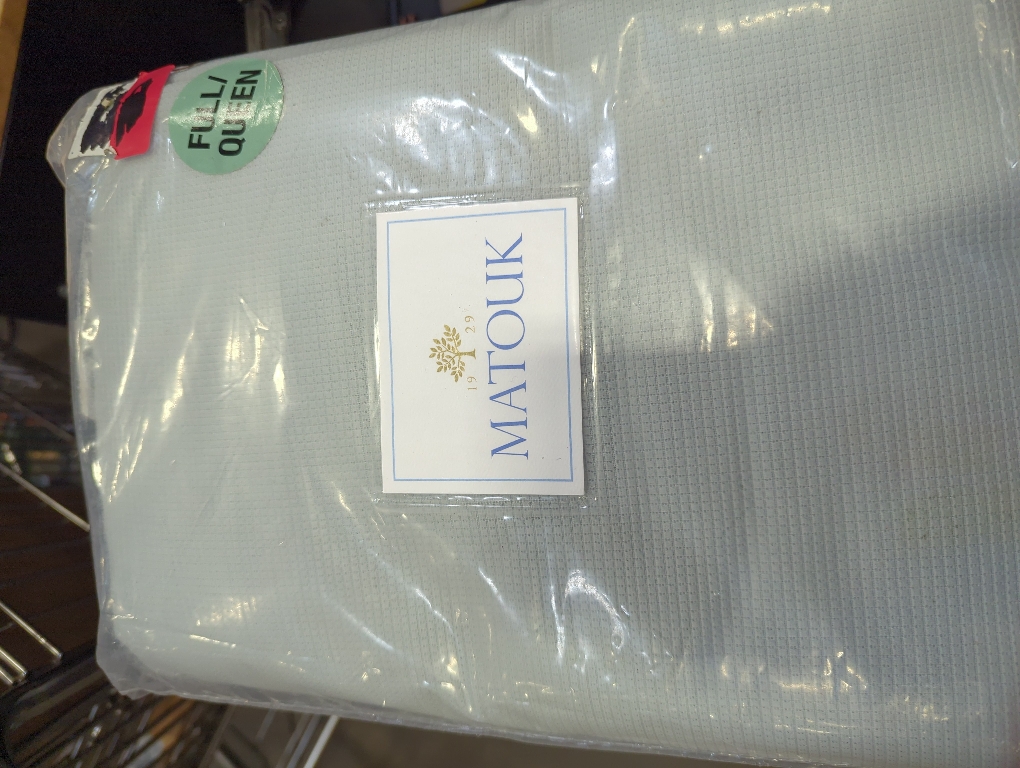 Matouk Full/Queen Coverlet 94 x 97 Pool Fabric Grey