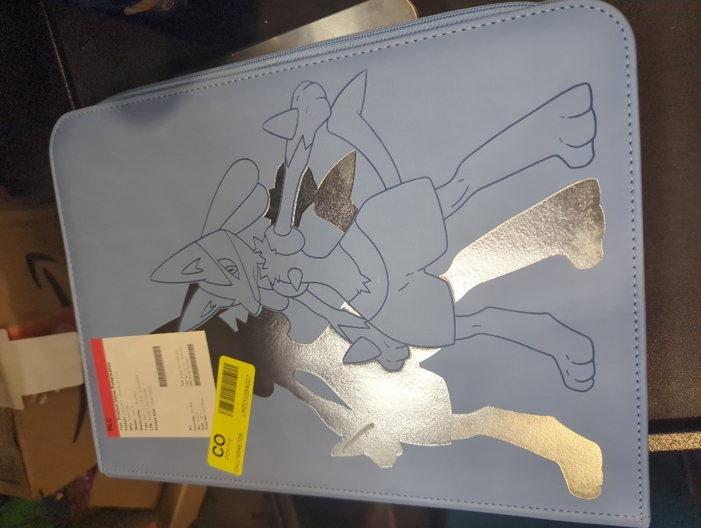 Ultra Pro | Pokemon Elite Series: Lucario 9-Pocket Zippered PRO Binder | Trading Card Game Accessory| Ages 6