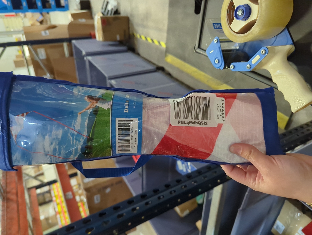 Large Delta Kite for Kids & Adults - Easy to Fly Outdoor Kites for Kids Ages 8-10, Perfect for Beach & Family Activities, Includes Line & Handle