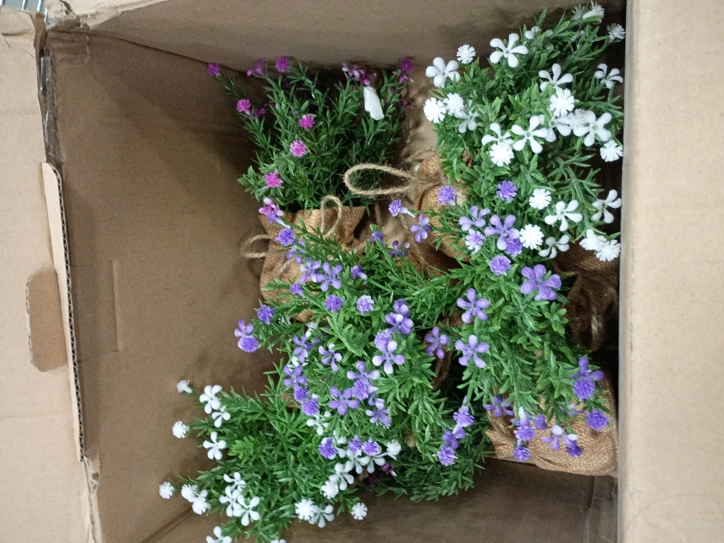 Tobeelec 3 Pcs Babys Breath Artificial Flowers in Small Burlap Bag Vases -Gypsophila Faux Flowers Farmhouse Home Coffee Table Bookshelf Office Desk Decorations Kitchen Dining Room Fake Plants Indoor