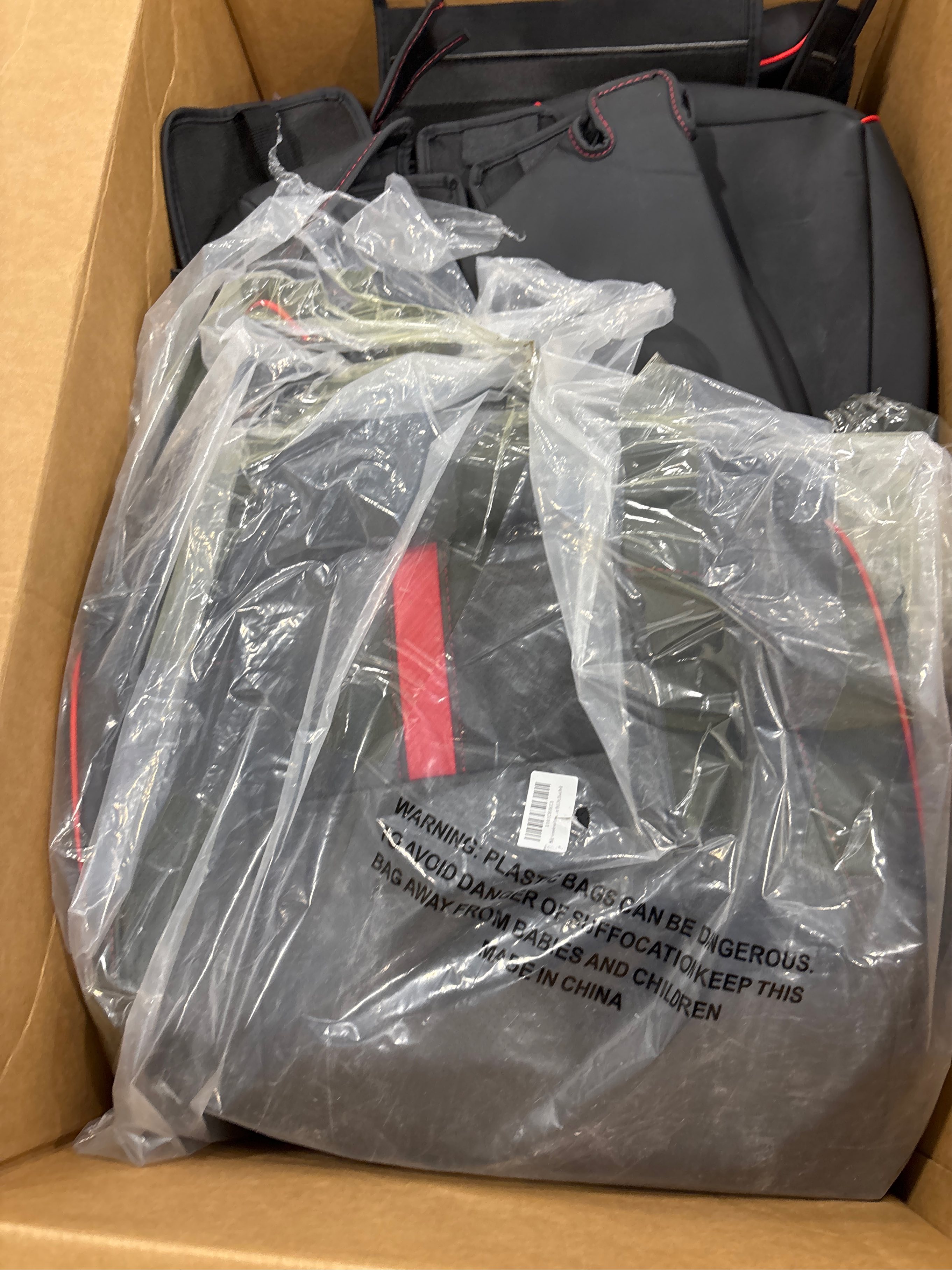 coverdream Sienna Seat Covers Custom Fit for 2021-2024 2025 Toyota Sienna LE & XLE (8-Seater),2nd Row Bench Seats w/Removable Middle Seat,Full Coverage Leather Car Seat Protector (Full Set,Black/Red)