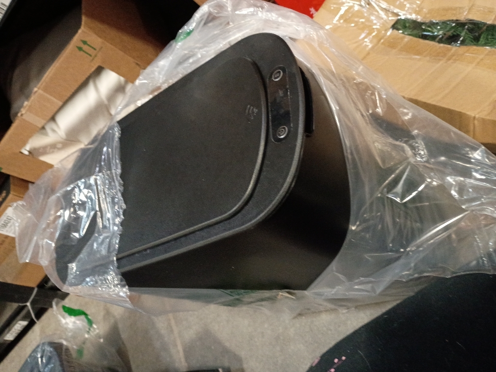 Cesun Automatic Motion Sensor Black Bathroom Trash Can with Lid, 2.6 Gallon Touchless Trash Bin, Smart Plastic Slim Garbage Can Small Wastebasket for Toilet, Office, rv, Bedroom, Living Room