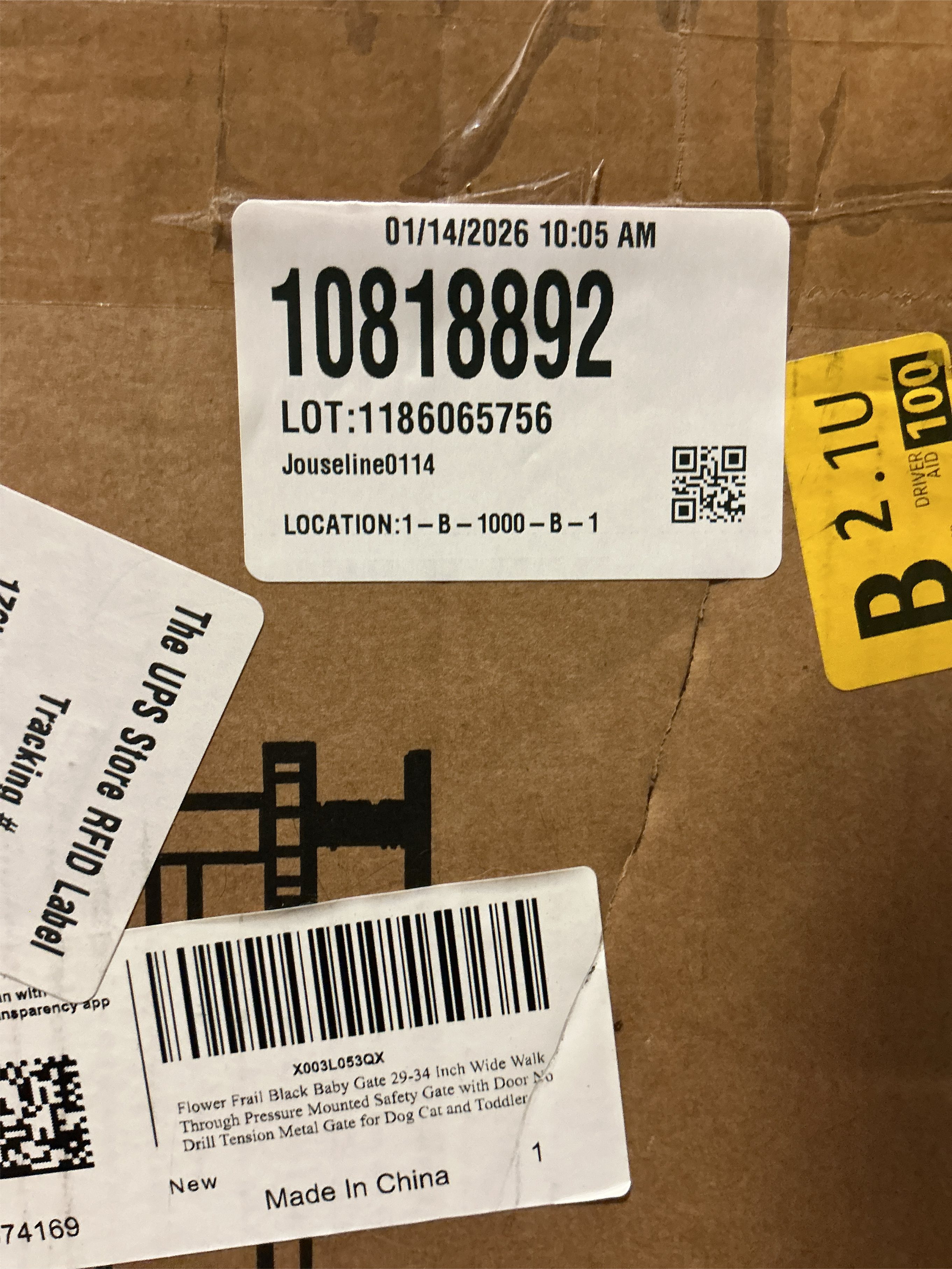 Flower Frail Black Baby Gate 29-34 Inch Wide Walk Through Pressure Mounted Safety Gate with Door No Drill Tension Metal Gate for Dog Cat and Toddler