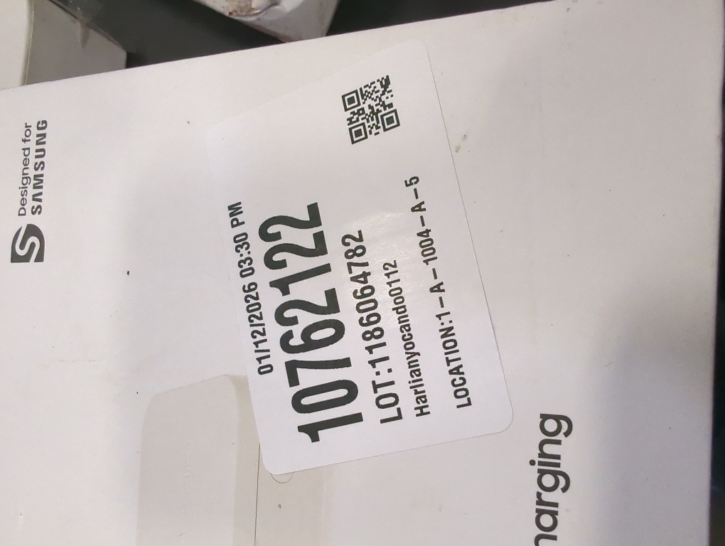 Samsung Electronics Qi Wireless Charger UV Sanitizer GP-TOU020SACWU - White