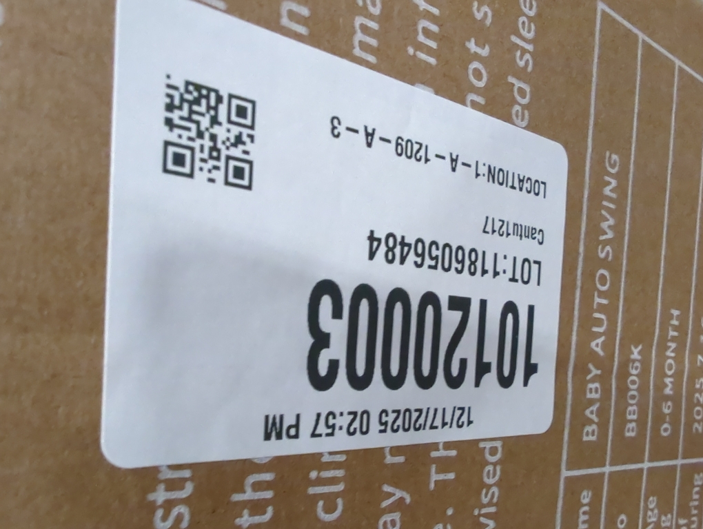 LAREX Baby Swing Infant Swing Electric Toddler Baby Rocker Portable for Newborn Boy Girl, 5 Sway Speeds with Remote Control, 10 Preset Melodies and Bluetooth, 0-6 Months Max 20 Lbs (Black)