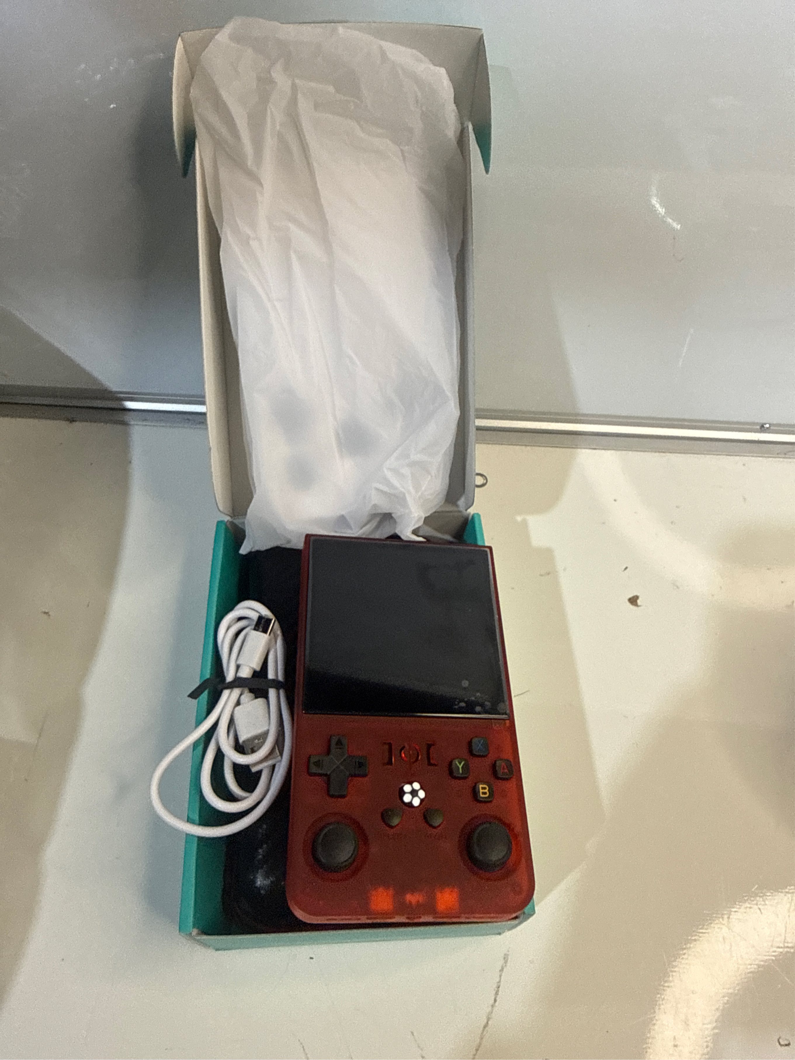 R36MAX Retro Handheld Game Console,64GB Open Source System Support 30+ Emulator Console,4.0 Inch IPS Screen Retro Gaming Console,4000mAh Battery,Portable Video Game Console for Christmas (Red)