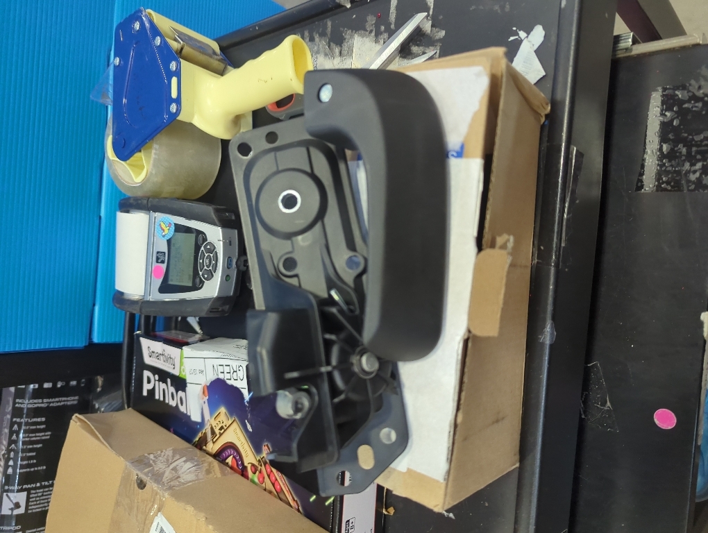 20833606 Left Driver Side Interior Door Handle Kit for 2007-2014 Chevy Silverado, Tahoe, Suburban, Avalanche/GMC Sierra, Yukon, Yukon XL/Cadillac Escalade 20871488, 80374