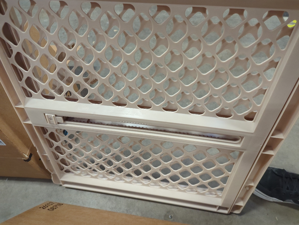 Toddleroo by North States - Supergate Ergo Baby Gate: Plastic Baby Gate for Stairs & Doorways - Adjustable Indoor Safety Gate - Made in USA - 26 to 42 Inches Wide - 26 Inches Tall - Sand