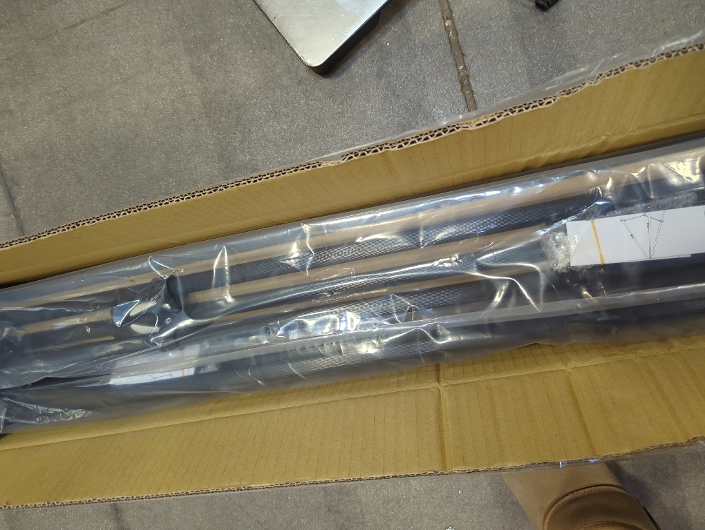 Lightweight Aluminum Telescoping Display Easel, 70 Inches, Black (4)