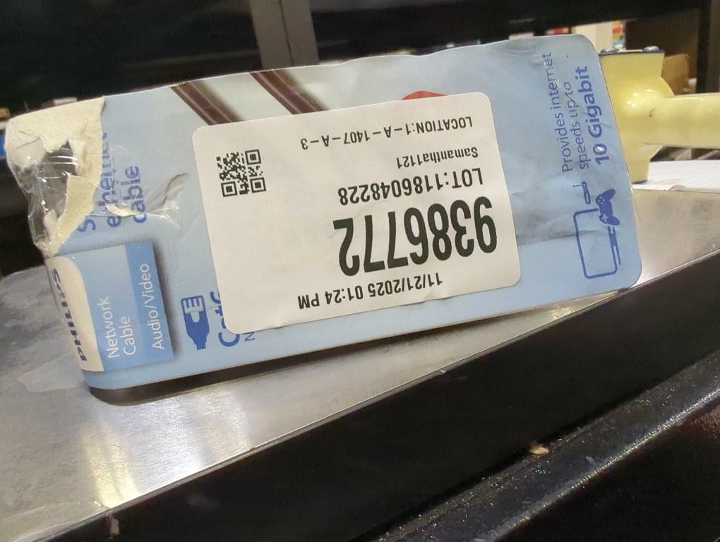 Philips Cat8 Ethernet Cable, Extra Long 7 Ft Cord, 40 Gbps, 2000Mhz, RJ45M Connector, S/FTP for Computer, Game Console, Cable/DSL Modem, Network Switch, Streaming Device, Gray, SWR3143GR/37