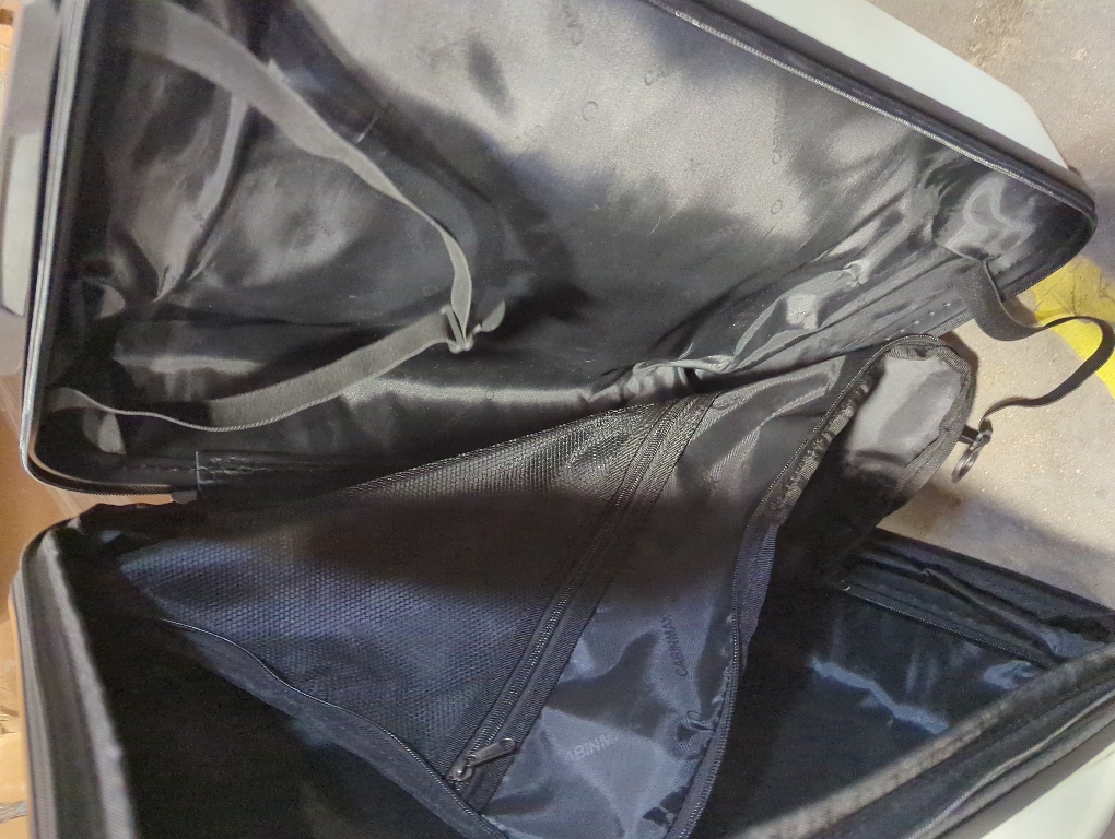 Cabin Max Carry on Luggage with Spinner Wheels Carry on Suitcase Small