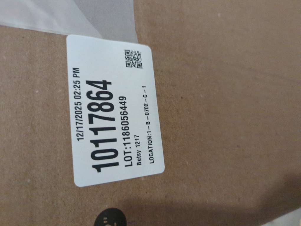 Amazon Basics Down Alternative Pillows, Soft Density for Stomach and Back Sleepers, Queen - Pack of 2, White, 30 in L x 20 in W