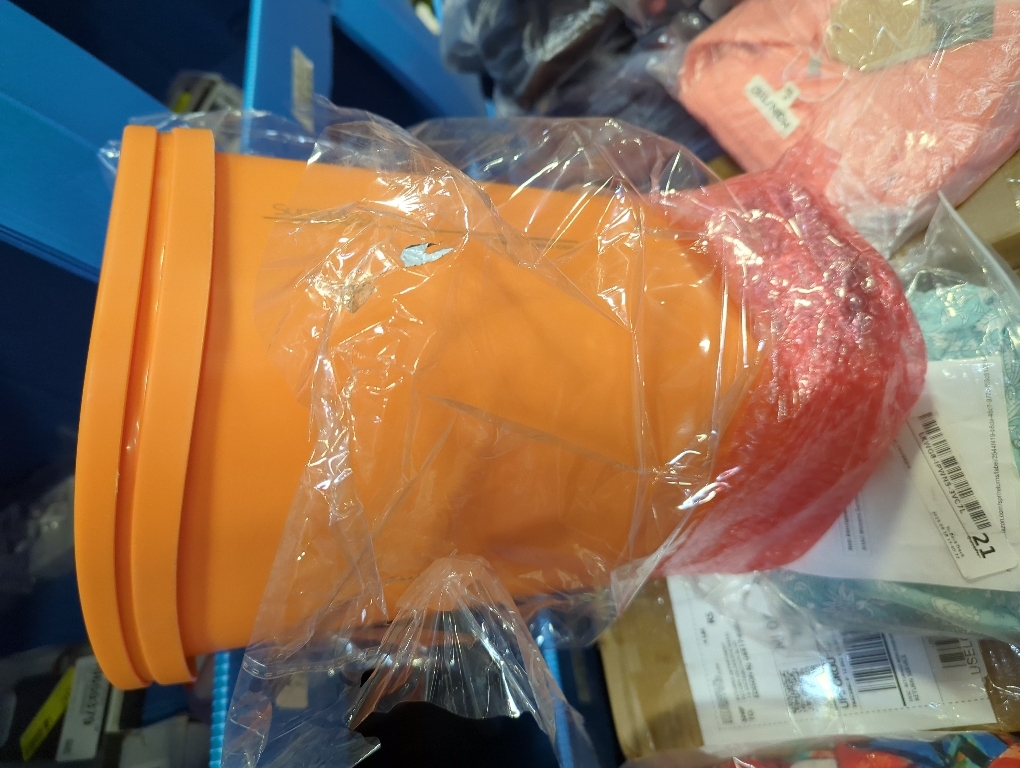 Trash Can Foot Pedal Garbage Cans Bin Dustbin Storage Buckets with Cover Plastic,Compatible for Home Bathroom Cleaning Tools(Orange)