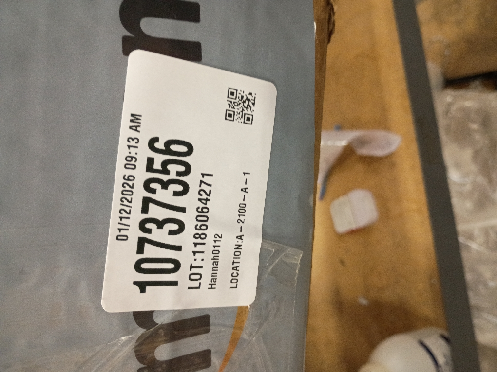 Mohawk Home 24 x 24 Indoor/Outdoor 0.25 Pile Height, Peel and Stick Carpet Tile, Grey Polyester, (15 Tiles) (60 sqft/Box)