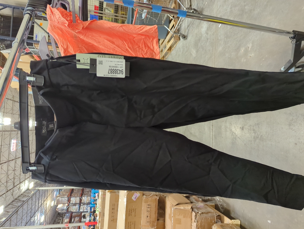 Rachel Zoe Women's High Rise Slim Leg black dress pants size 10