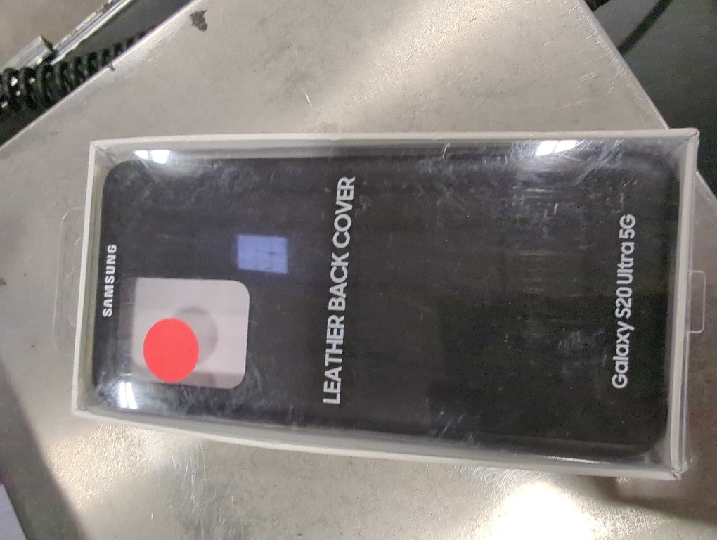 Samsung Galaxy S20 Ultra Case, Leather Back Cover - Black (US Version with Warranty)