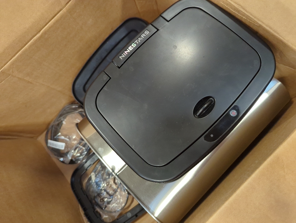 Ninestars Automatic Touchless Infrared Motion Sensor Trash Can, Stainless Steel Base (Rectangular, Black Lid), Black Trim