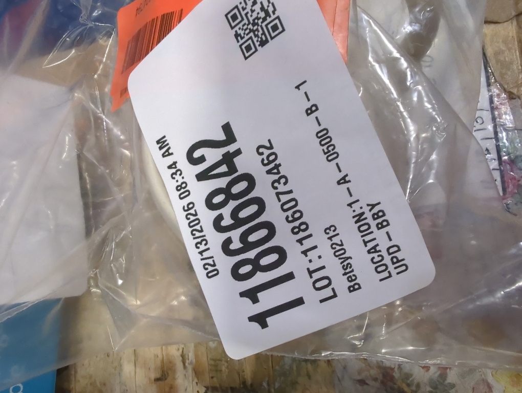 Hatch Go | Portable Sound Machine for Babies and Kids | Sleep Soother | 10 Soothing Sounds | White Noise | Shush | Travel | Registry Gift | Baby Shower | Clips on Stroller | Putty