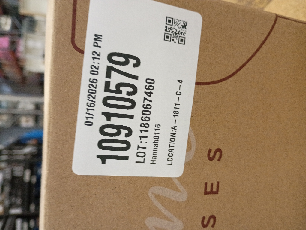 Gusto Nostro Stainless Steel Wine Glass - 18 oz - Cute, Unbreakable Wine Glasses for Travel, Camping and Pool - Fancy, Unique and Cool Portable Metal Wine Glass for Outdoor Events, Picnics (Set of 2)