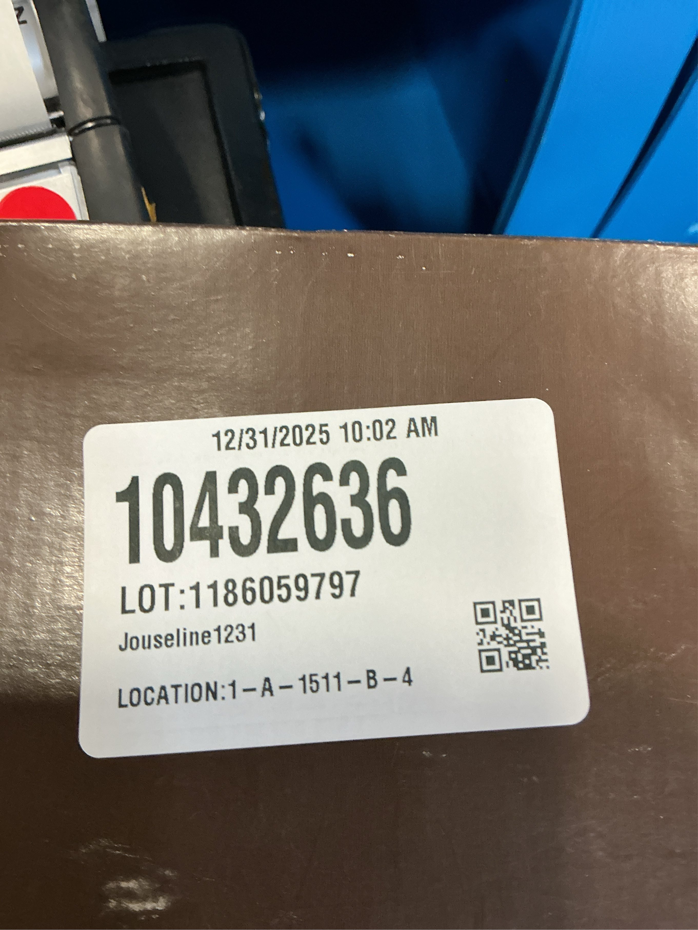 Pendleton 24 in. Wall Mounted Single Towel Bar in Polished Nickel