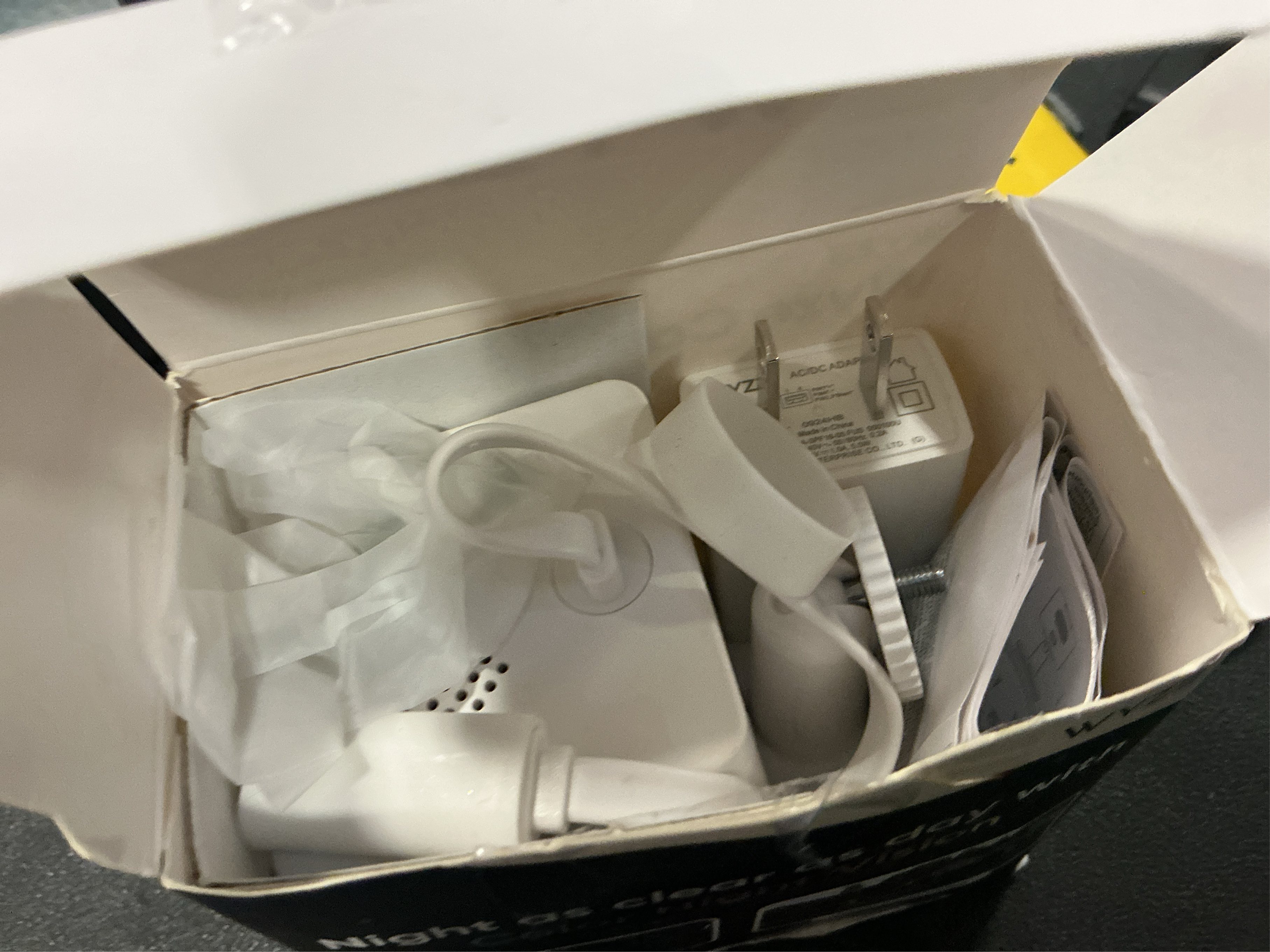 Wyze Cam OG Indoor/Outdoor 1080p Wi-Fi Smart Home Security Camera with Color Night Vision, Built-in Spotlight, Motion Detection, 2-Way Audio, Compatible with Alexa & Google, White, Free Expert Setup