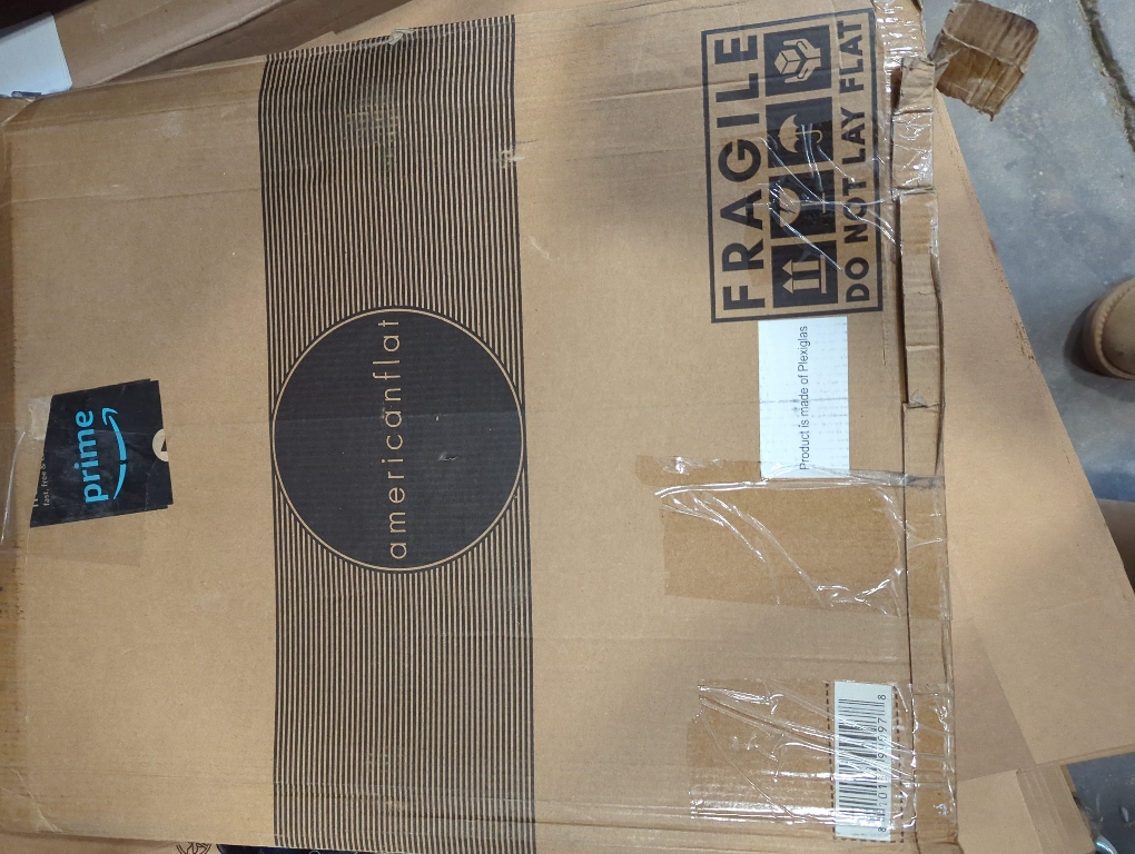 Americanflat 14x18 Picture Frame with Polished Plexiglass, Streamline Collection, Thin Border Picture Frame for Wall Display, , Black