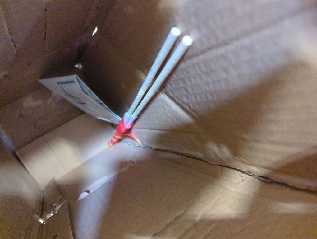 2 PCs Mole Traps Scissors, Reusable Silver Galvanized Steel Scissor Mole Gopher Trap for Outdoor Lawn and Garden - Easy to Use Design Ensures Quick Capture of Moles Gophers