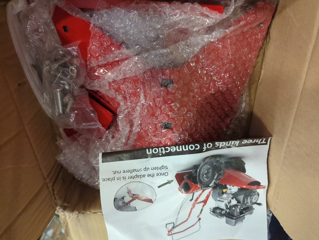 EARTHQUAKE Victory Rear Tine Tiller, Powerful 209cc 4-Cycle Viper Engine, Rugged Bronze Gear Transmission, Counter-Rotating Tines, Instant Reverse, Pneumatic Wheels, Model: 39381, Red/Black