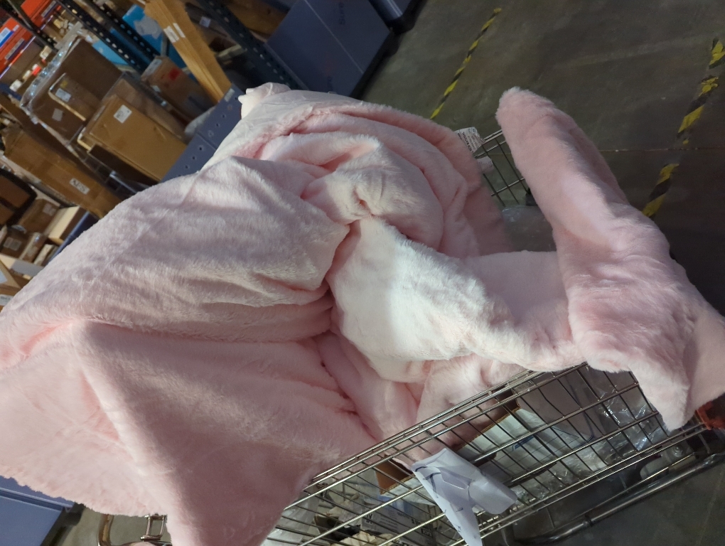 Pink velvet queen bed cover