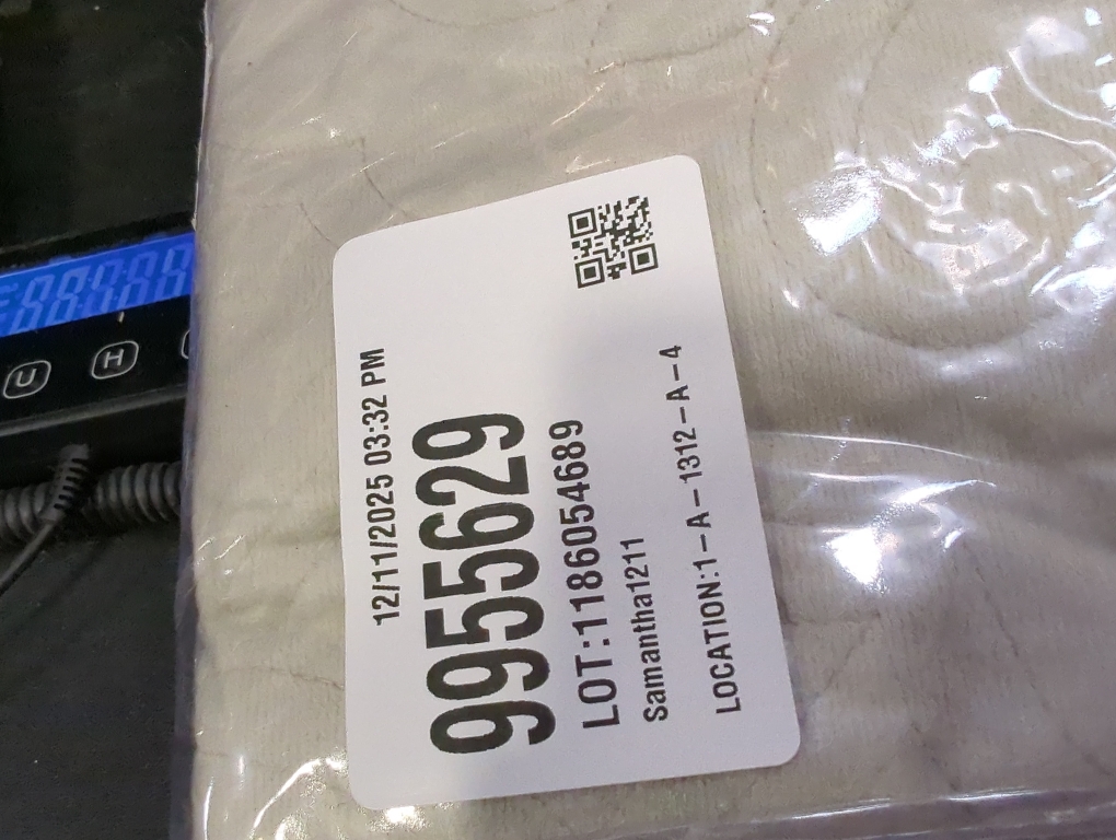 Couch Cover Sofa Covers Washable, Velvet Fleece Sofa Slipcovers for 3 Cushion Couch, Non-Slip Furniture Protector for Dog Pet, L Shaped Recliner Sectional Couch Cover Taupe,36X83(Only 1 Pcs)