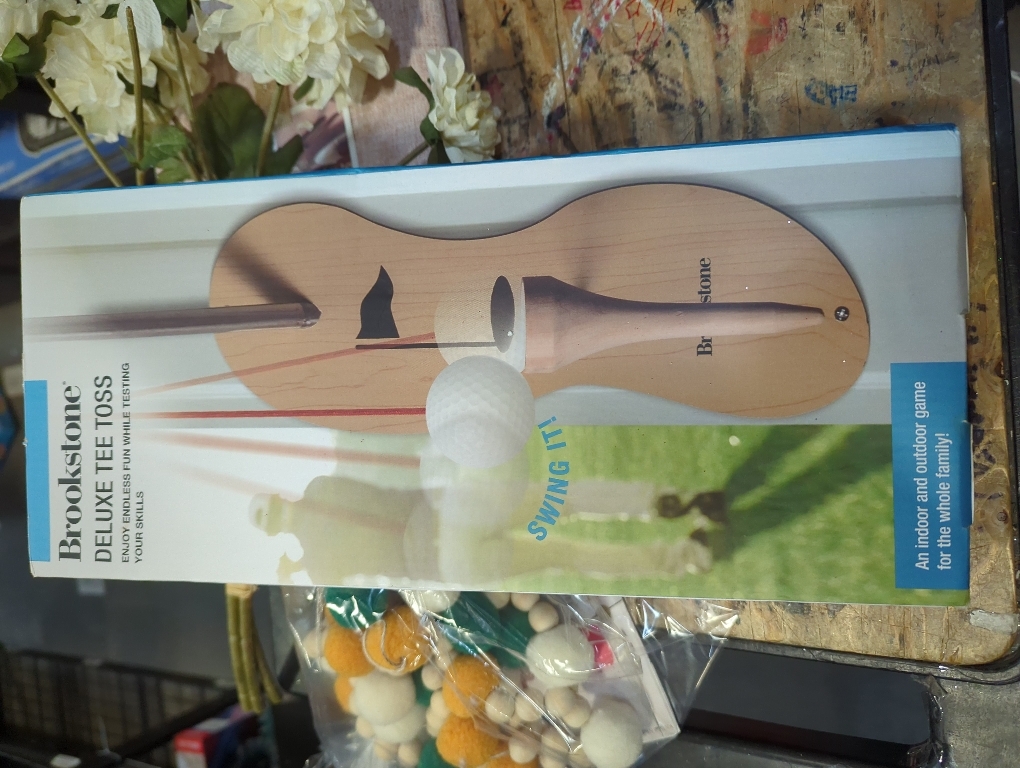 Golf Ball Deluxe Toss Game - 100% Bamboo - Be The First to Land The Ball Up On The Tee! (All Parts Included)