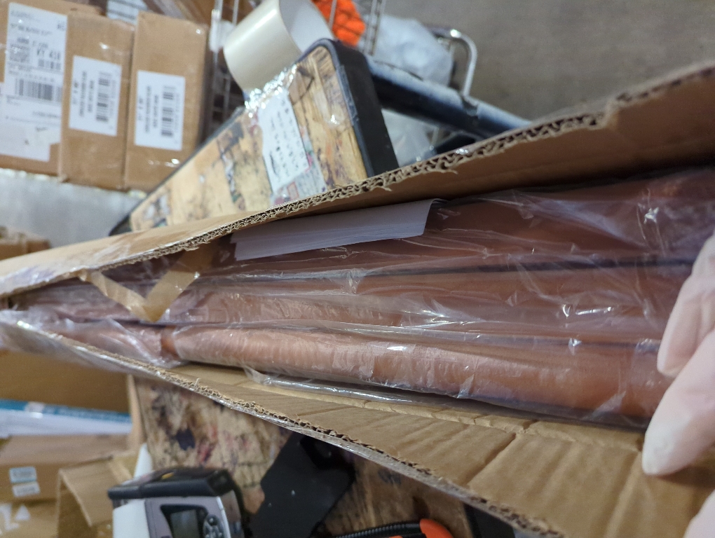 FUIN 6ft Wooden Natural Blanket Ladder Living Room Decorative Wall Leaning Farmhouse Quilt Display Holder Rustic Wood Towel Rack for Bathroom