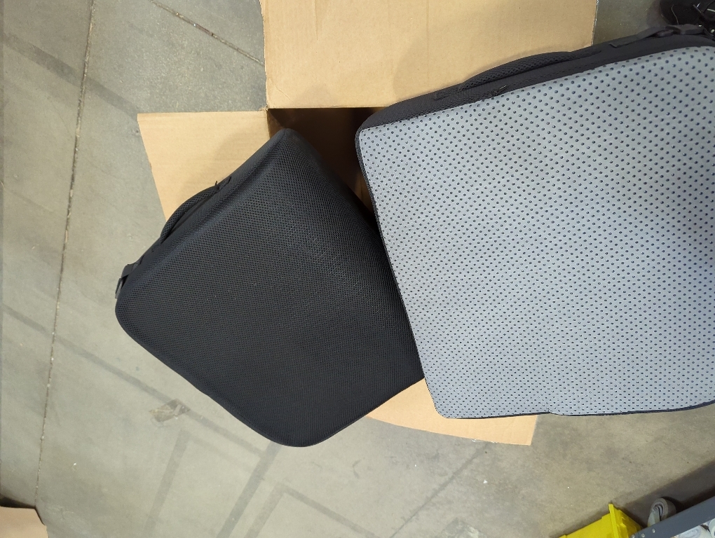 Stadium Seat Cushions - Portable Bleacher Cushions, 2.56 Extra Thick, Waterproof Oxford Fabric, Lightweight Stadium Seat Pads for Sports Events, Office, Camping, Outdoor Bench - 2-Pack (Black)