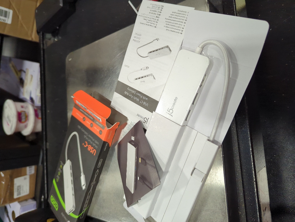 j5create USB-C Multi-Port Hub with Power Delivery with 4K HDMI/2 USB-A 5Gbps/PD 100W Charging SD&Micro SD/3.5mm Audio | for MacBook Pro&Air/iPad Pro/iMac/Surface/XPS/Thinkpad/Galaxy/and More(JCD373EW)