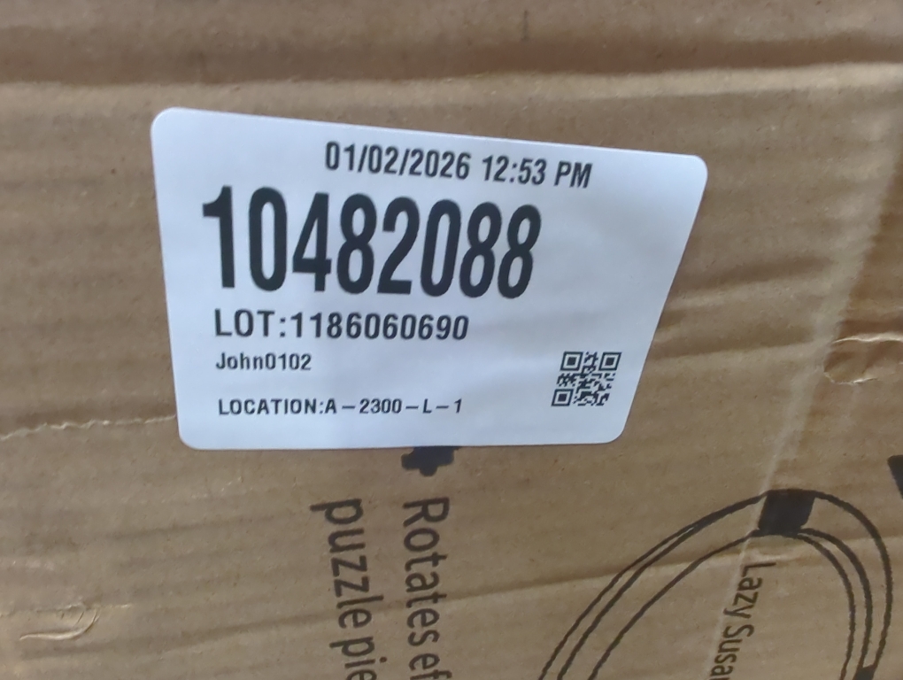 puzzle table  included with cover mat