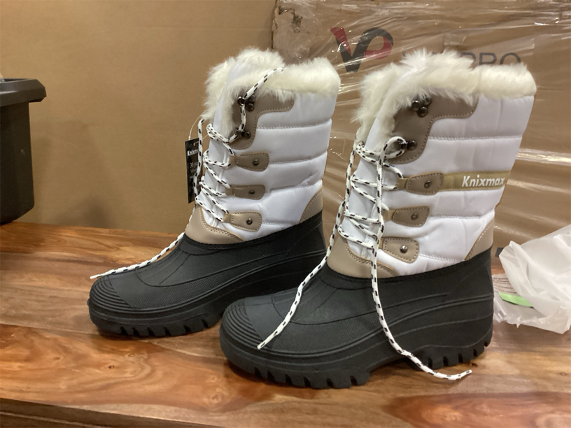 SIZE 10.  Knixmax Women's Winter Snow Boots Waterproof Mid Calf Booties Fur Lined Warm Outdoor Insulated Mucker Yard Skiing Hiking Boots for Women