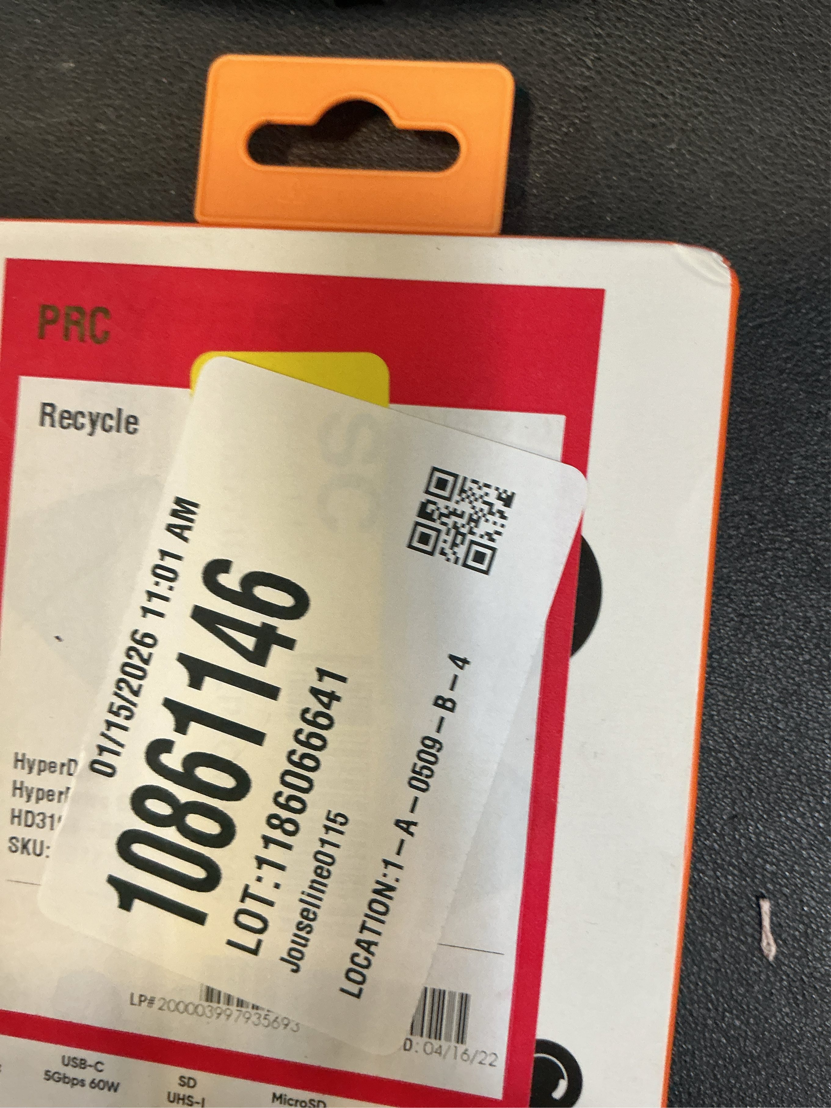 HyperDrive 6-in-1 USB-C Hub for iPad Pro/Air, Gray