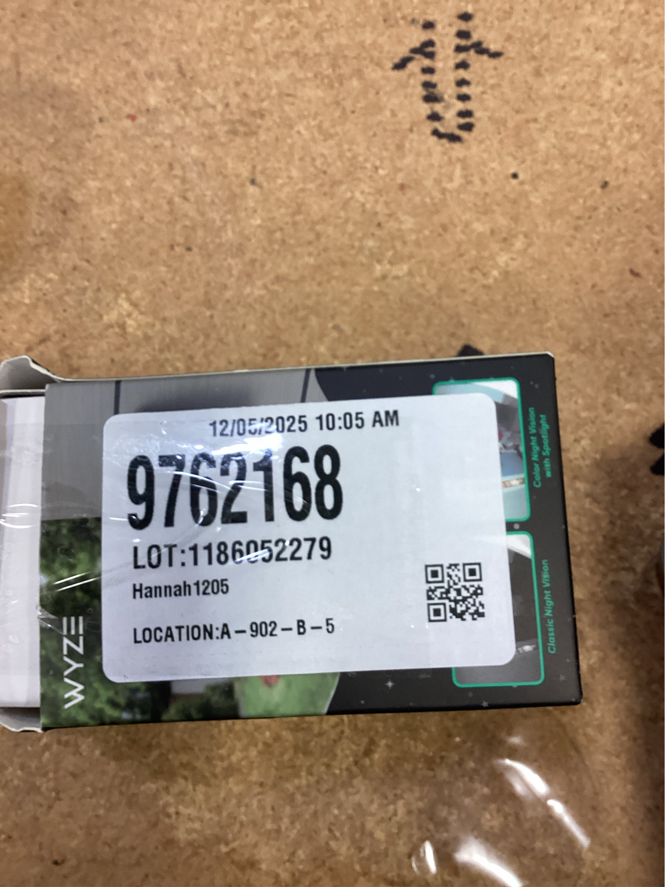 Wyze Cam V4 Plug-in Indoor and Outdoor Smart-Enabled Security Camera