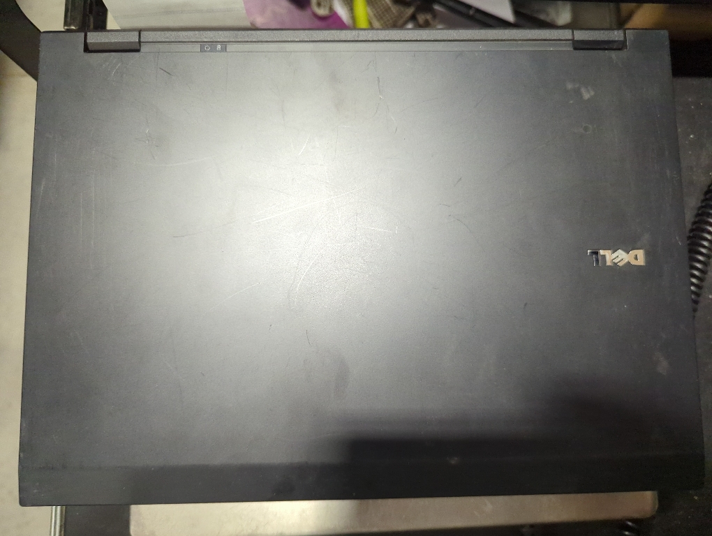 Dell Latitude E5400 With Charger