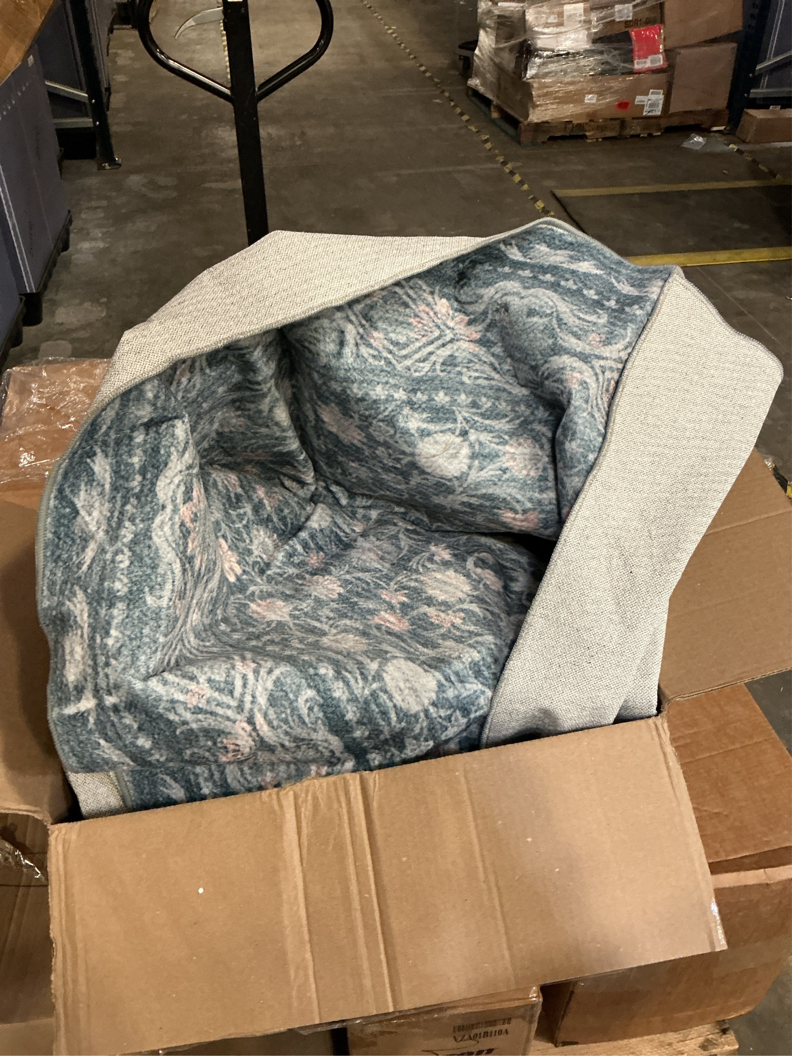 Large washable floral rug