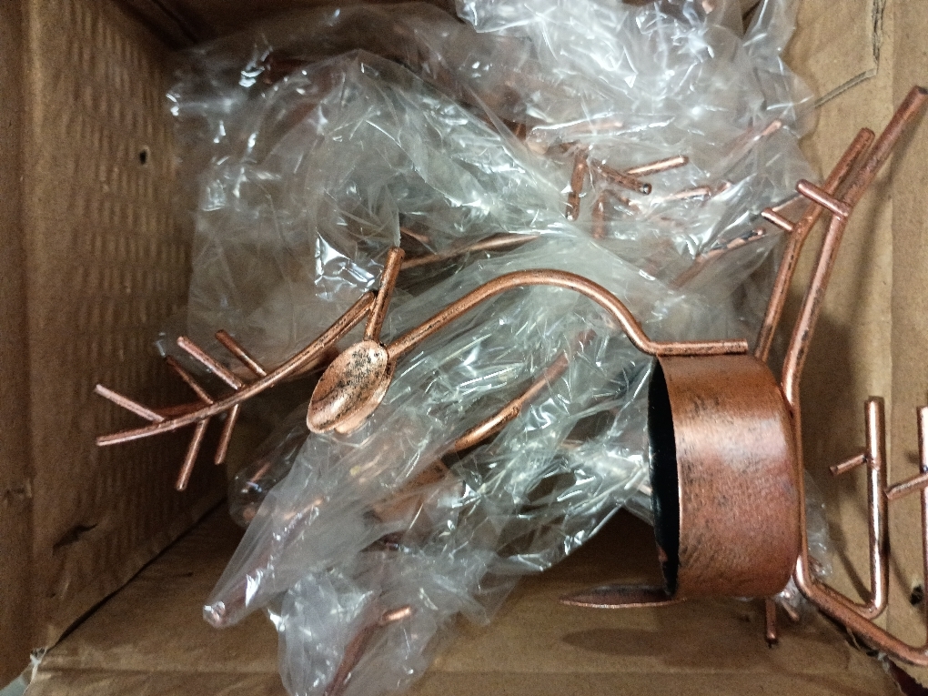 Funpeny Reindeer Tea Light Candle Holders, 6 Pack Iron Christmas Decoration for Party Dining Table Centerpeice Decorative