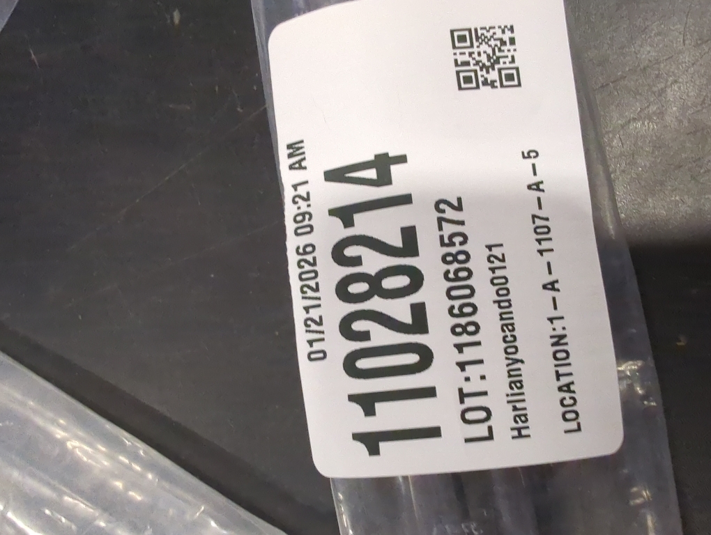 2 PCS Urbanite 10-1/16 in. (256mm) Modern Polished Chrome/Black Chrome Bar Cabinet Pull