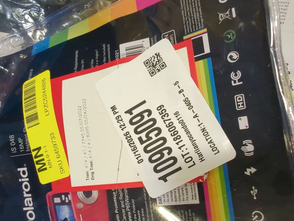 Polaroid IS048 Waterproof Instant Sharing 16 MP Digital Portable Handheld Action Camera