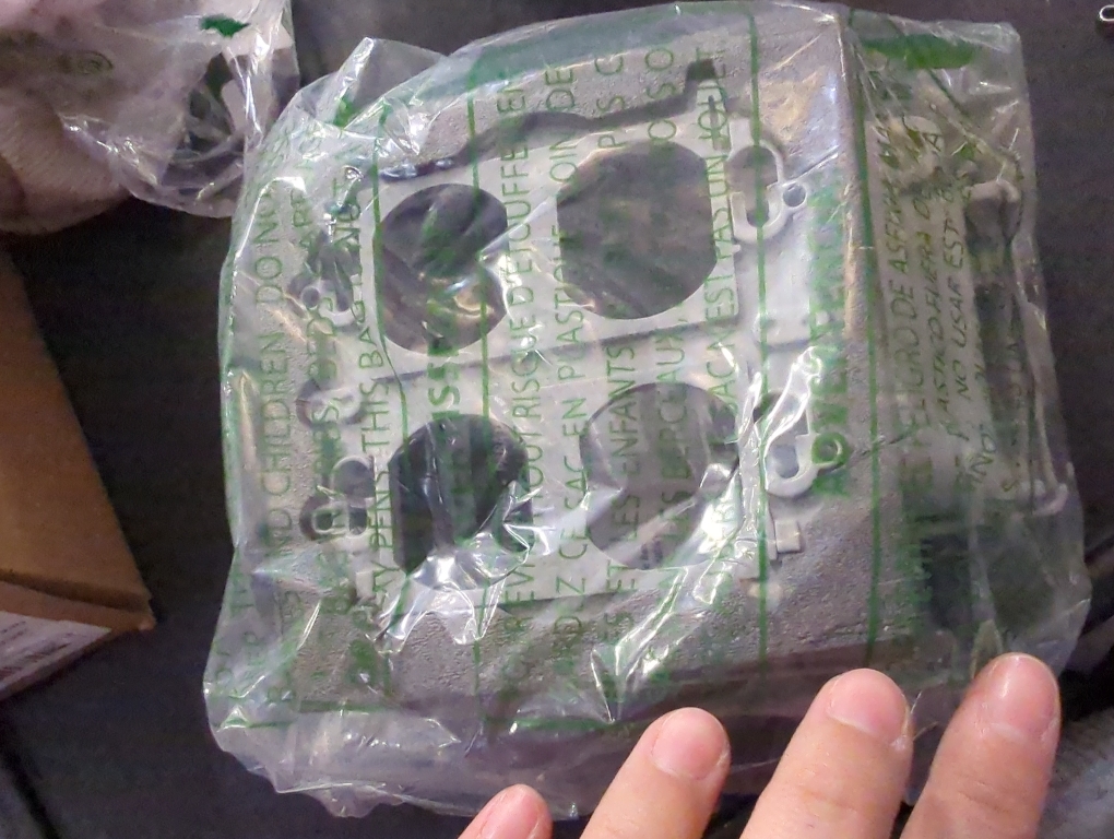 N3R Extra Duty 3.5-in. deep Aluminum Gray 2-Gang Weatherproof In-use Electrical Outlet Cover, UFAST 55-in-1, Lockable