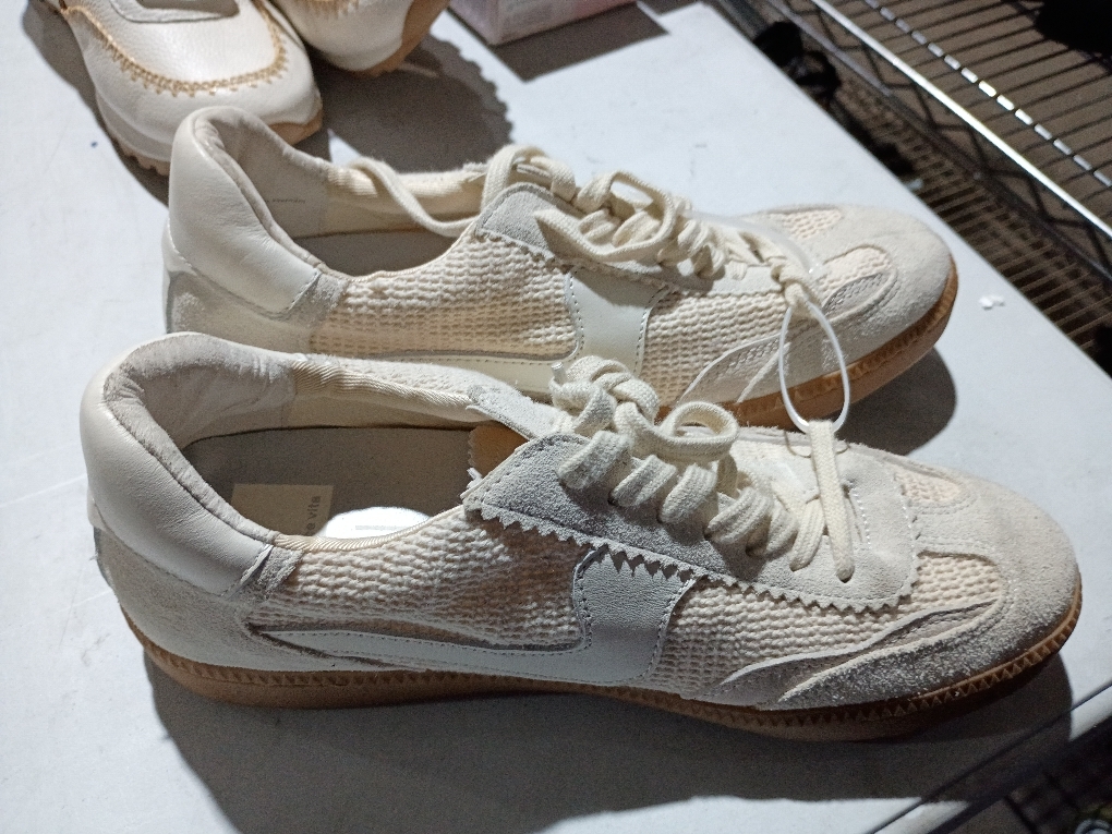 Dolce Vita Notice Sneaker (Size 9.5) (See the picture for the color)