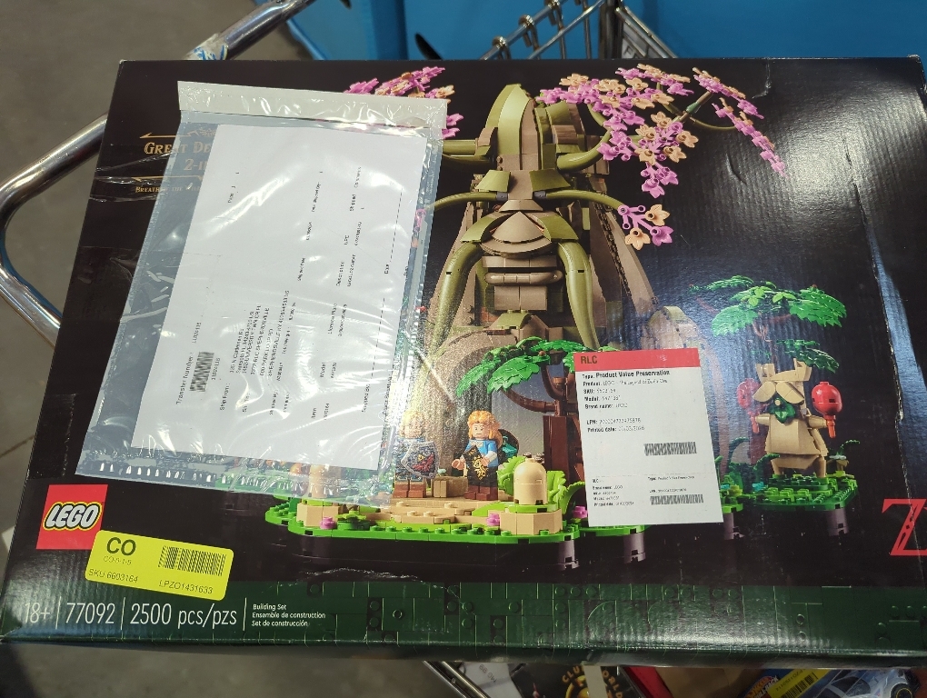 LEGO The Legend of Zelda Great Deku Tree 2in1 - Model Building Set for Adults, Ages 18  - Collectible Kit for Home Decor, Office or Bedroom - Gift Idea for Video Game Fans - 77092