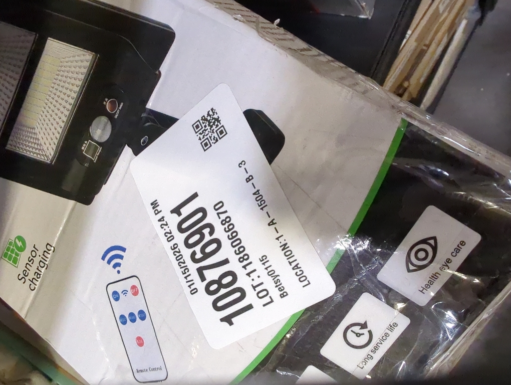 Viruhaka Solar Outdoor Lights,448LEDs Street Lights with 20000LM Hight Brightness, IP66 Waterproof Security Flood Light, Dusk to Dawn Solar Street Lights,for Exterior Wall, Patio, Yard, Deck, Garden